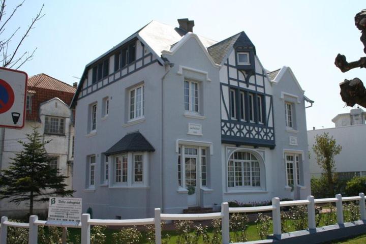 Cosy studio au cœur du triangle d'or Le Touquet-Paris-Plage Extérieur photo